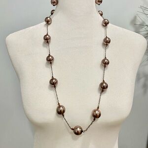 Woman fashion jewelry set necklace and earrings